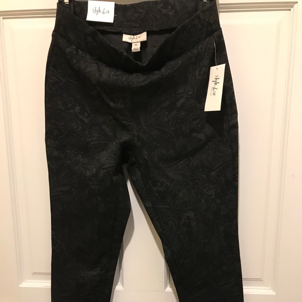 Black stretch leggings